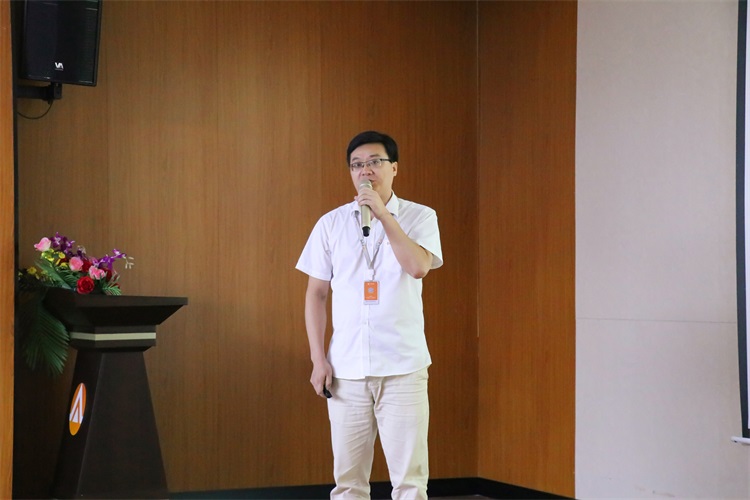團結(jié)一心，勇毅前行——艾禮安隆重舉辦2020年中總結(jié)暨表彰大會
