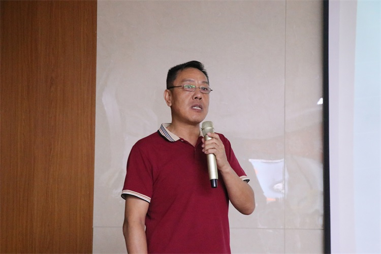 團結(jié)一心，勇毅前行——艾禮安隆重舉辦2020年中總結(jié)暨表彰大會