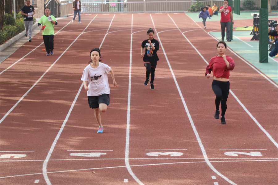 奮力拼搏，超越自我——艾禮安2019年冬季運動會圓滿落幕