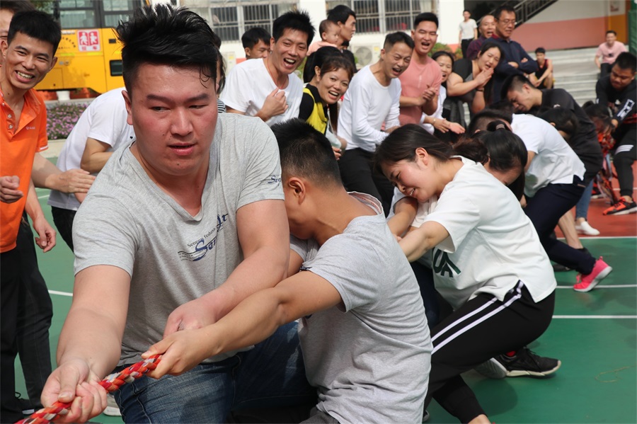 奮力拼搏，超越自我——艾禮安2019年冬季運動會圓滿落幕