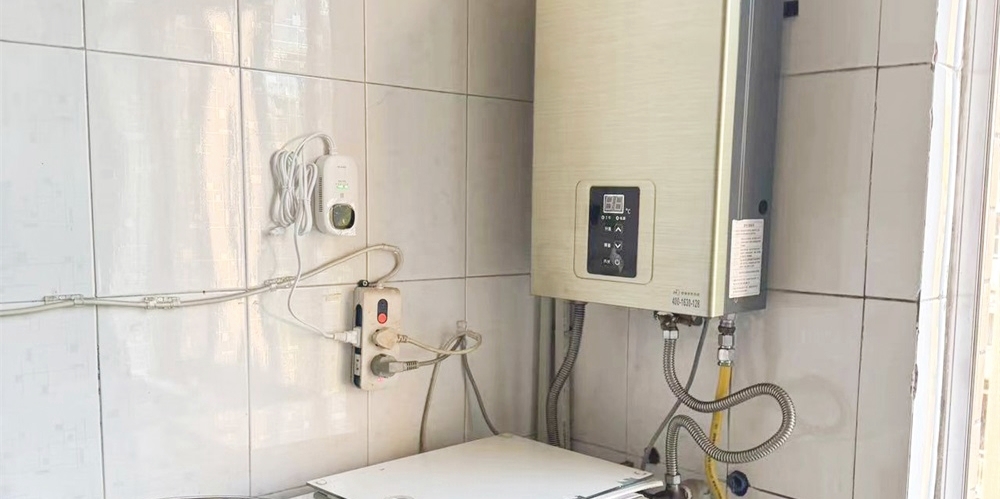 燃氣、煙感、緊急按鈕……艾禮安消防報警器進小區(qū)了
