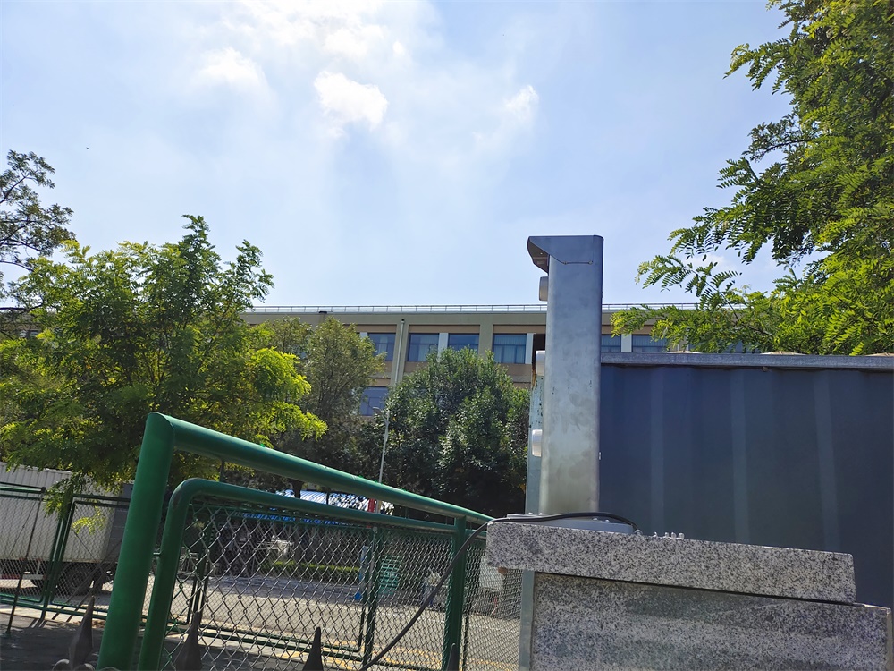 清華大學(xué)新生報(bào)到，高等院校報(bào)警系統(tǒng)這樣做……