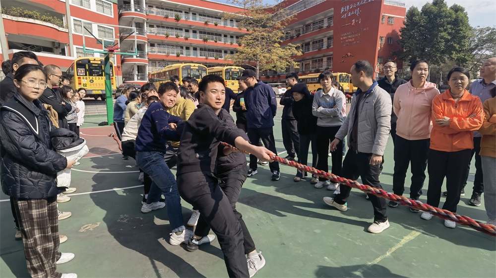 奮力沖刺，挑戰(zhàn)極限——艾禮安第十五屆運(yùn)動會圓滿落幕！