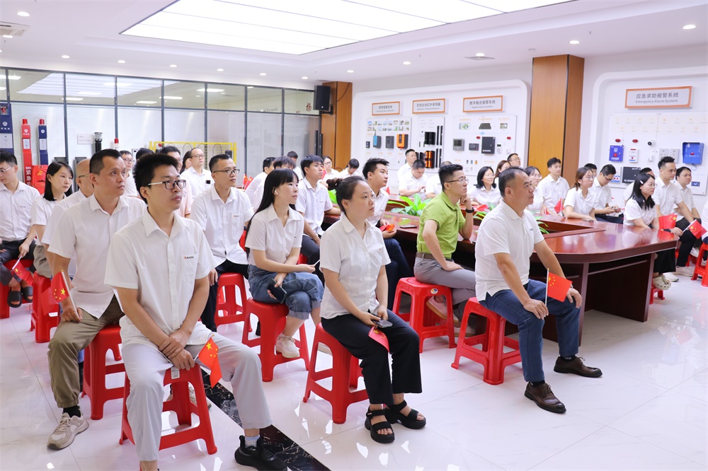 艾禮安：共鑒閱兵盛典，同筑愛國情懷
