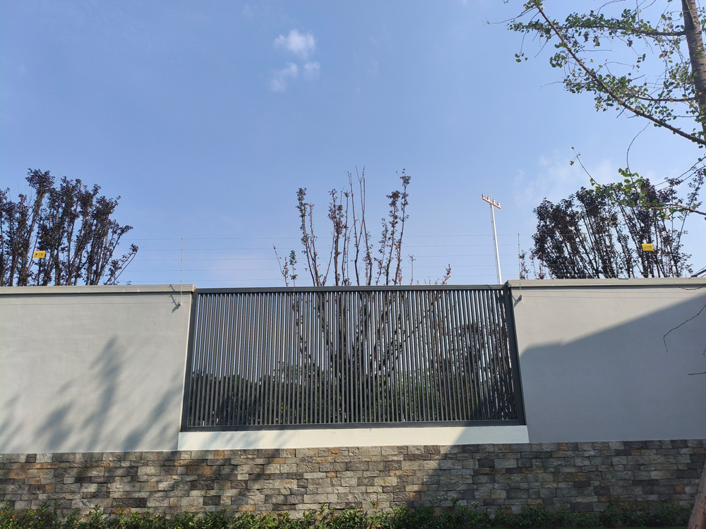 成都市龍江路小學(xué)雙流分校 | 脈沖電子圍欄