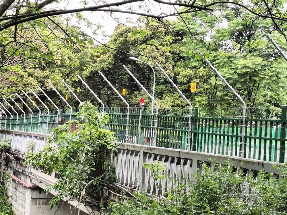 艾禮安脈沖電子圍欄在水利行業(yè)的應(yīng)用
