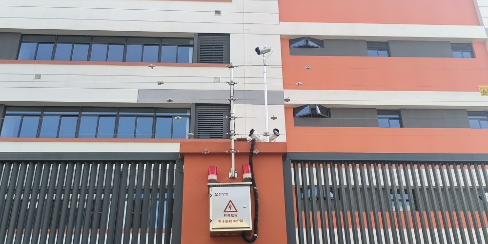 艾禮安脈沖電子圍欄守護(hù)平安校園